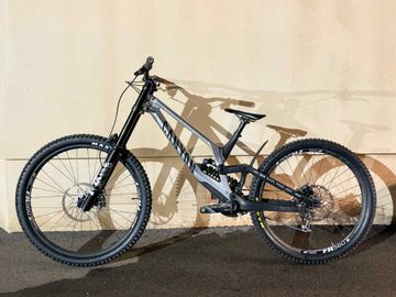 Used Canyon Sender SRAM GX DH 2023 Mountainbike, Light Gray, Mixed — image 3 of 3
