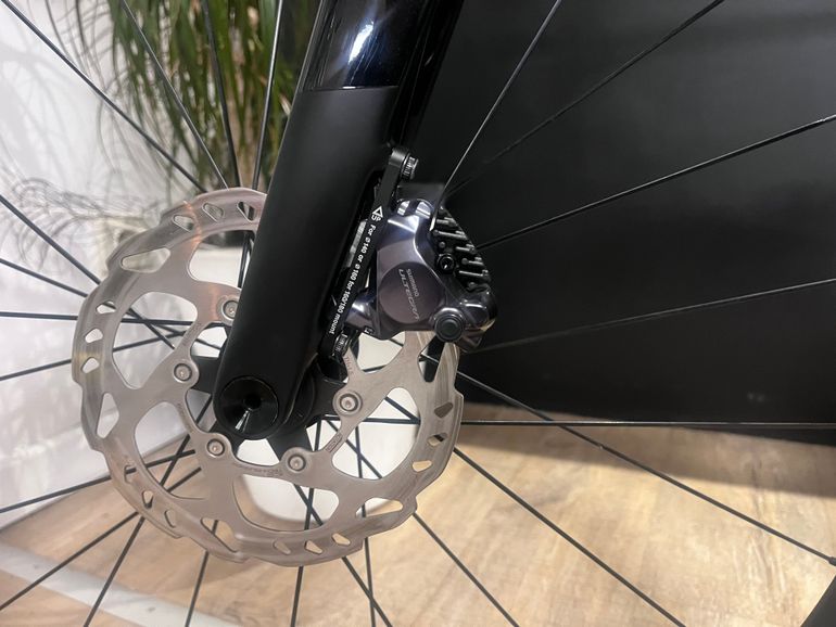 Used Trek Madone 2025 Road & Gravel, Black — image 5 of 11
