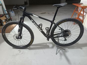 Used Trek Procaliber 9.7 2018 2018 Mountainbike, Nero — image 2 of 6