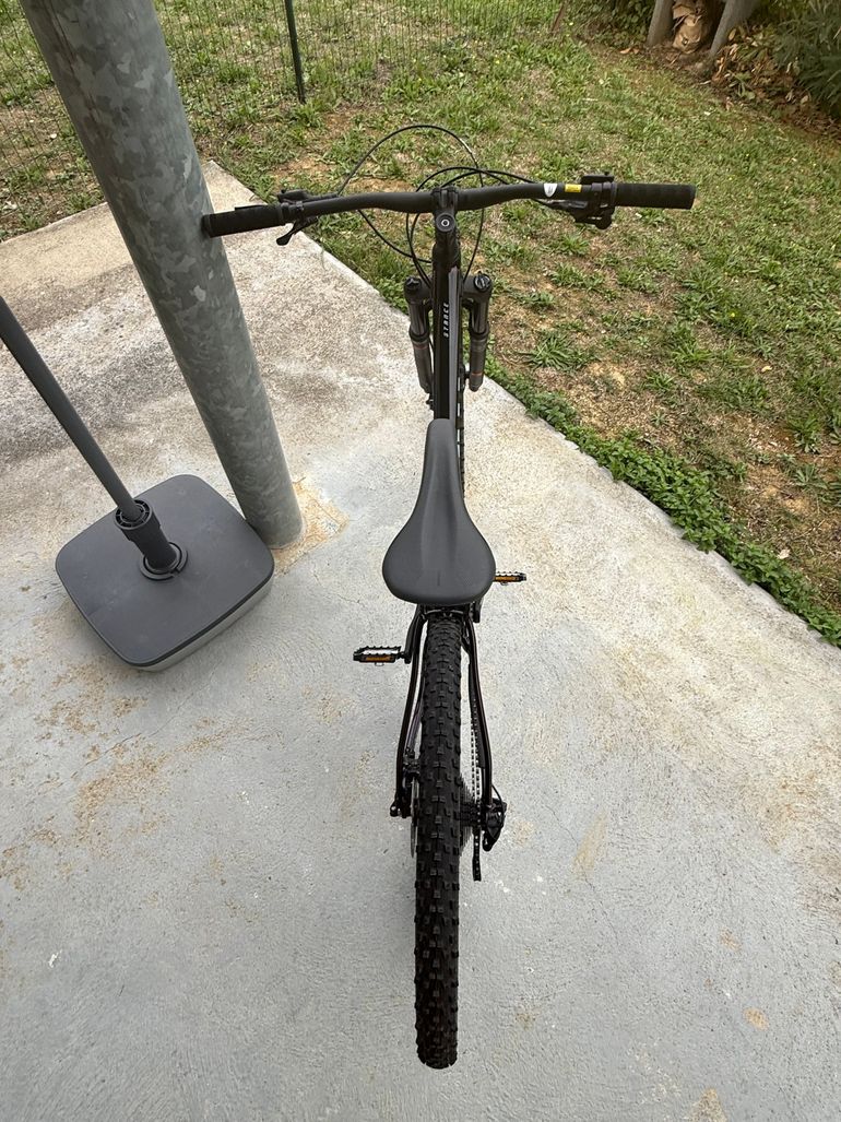 Used Giant Stance 29 1 2022 2022 Mountainbike, Purple, 29 — image 2 of 3