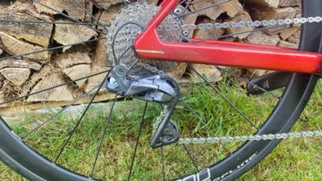 Used BMC Teammachine Shimano Ultegra Di2 2022 Road & Gravel, Red — image 2 of 6