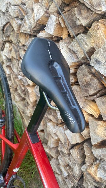 Used BMC Teammachine Shimano Ultegra Di2 2022 Road & Gravel, Red — image 5 of 6
