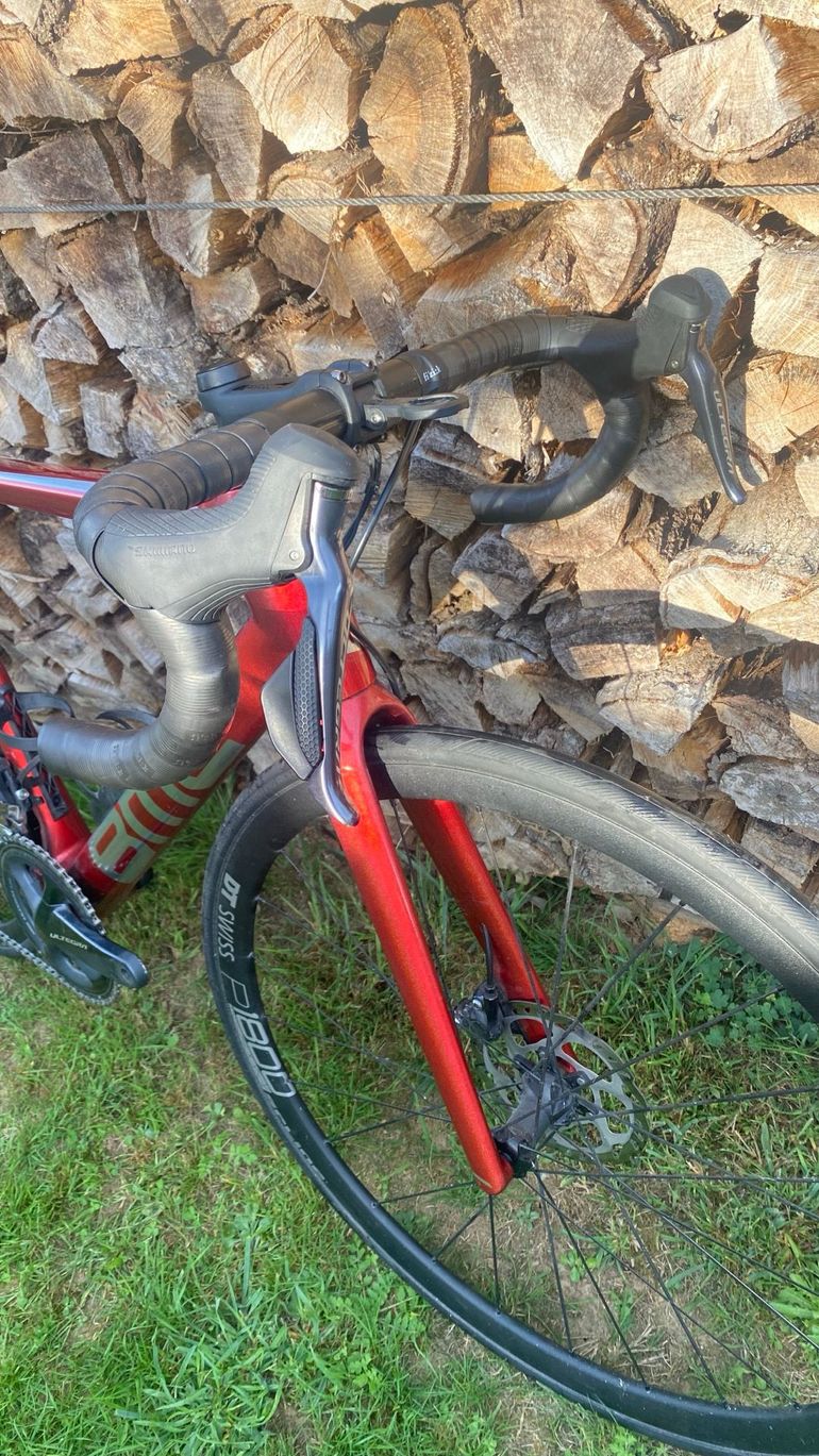 Used BMC Teammachine Shimano Ultegra Di2 2022 Road & Gravel, Red — image 4 of 6