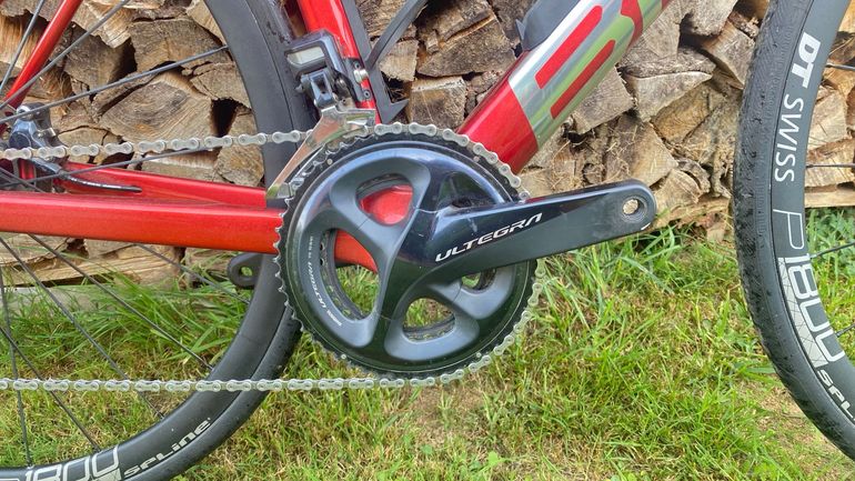 Used BMC Teammachine Shimano Ultegra Di2 2022 Road & Gravel, Red — image 3 of 6