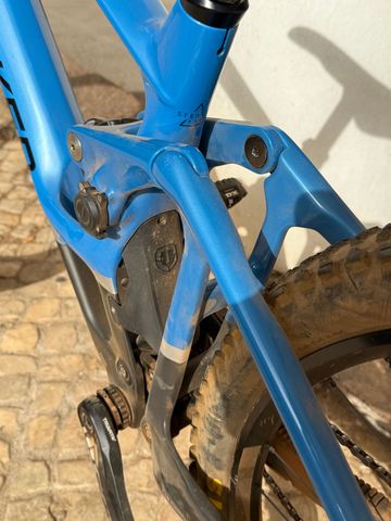 Used Mondraker SUMMUM CARBON R 2023 2023 Mountainbike, Blue, 29 — image 4 of 16