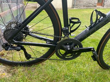 Used Trek Emonda SL6 2024 Road & Gravel, Black — image 6 of 7