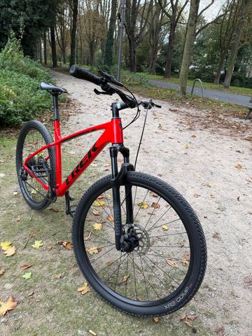 Used Trek X-Caliber 8 2021 2021 Mountainbike, Red, 29 — image 6 of 9