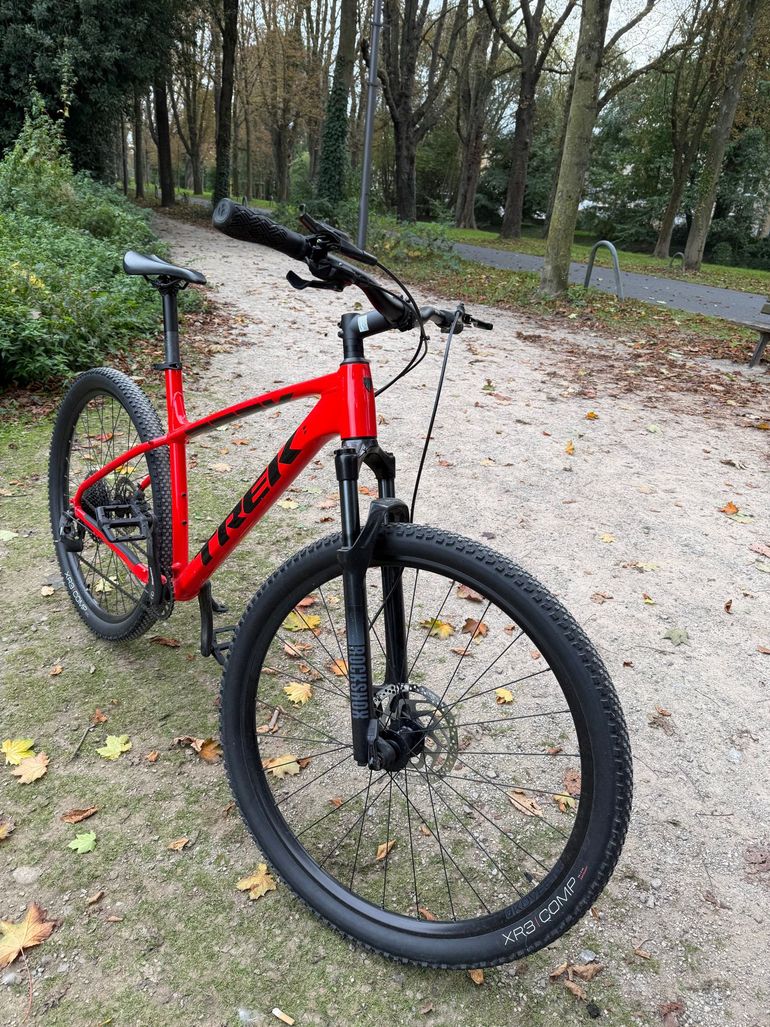 Used Trek X-Caliber 8 2021 2021 Mountainbike, Red, 29 — image 6 of 9