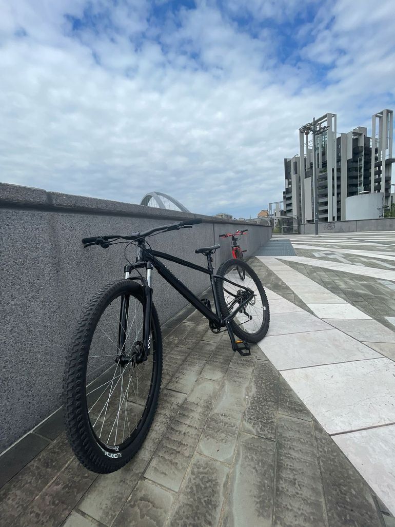 Used Aerocycle Rok Rider 2025 Mountainbike, Black — image 2 of 3