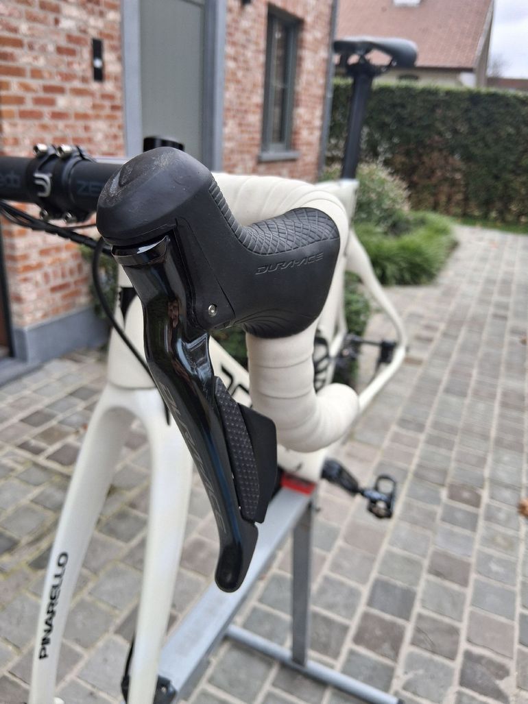 Used Pinarello Dogma Shimano Dura Ace Di2 2020 Road & Gravel, Blanco — image 5 of 9
