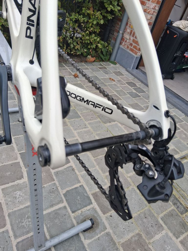 Used Pinarello Dogma Shimano Dura Ace Di2 2020 Road & Gravel, Blanco — image 8 of 9