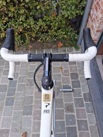 Used Pinarello Dogma Shimano Dura Ace Di2 2020 Road & Gravel, Blanco — image 9 of 9