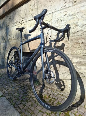 Used Specialized Aethos Shimano 105 Di2 2024 Road & Gravel