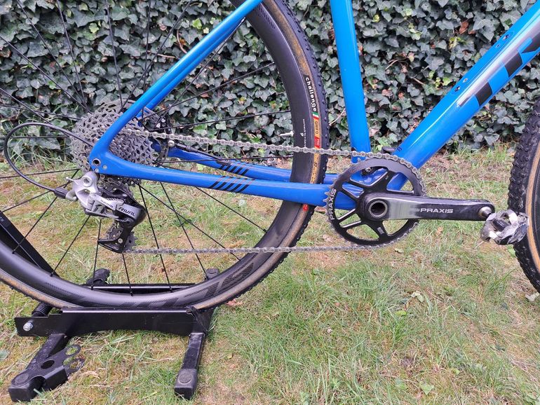 Used Trek Boone 5 Disc 2020 2020 Road & Gravel, Blue — image 4 of 7