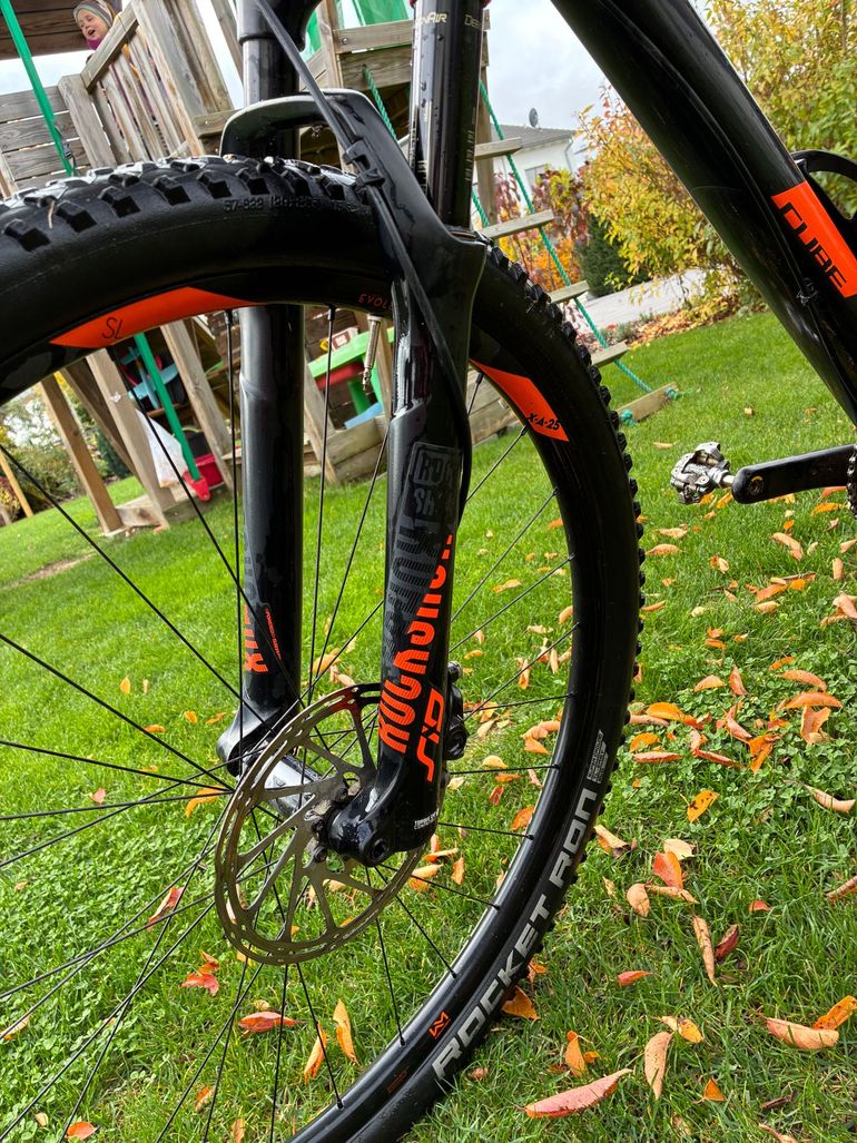 Used CUBE ELITE C:62 Race 2019 2019 Mountainbike, Black, 29 — image 5 of 8