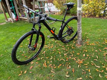 Used CUBE ELITE C:62 Race 2019 2019 Mountainbike, Black, 29 — image 4 of 8