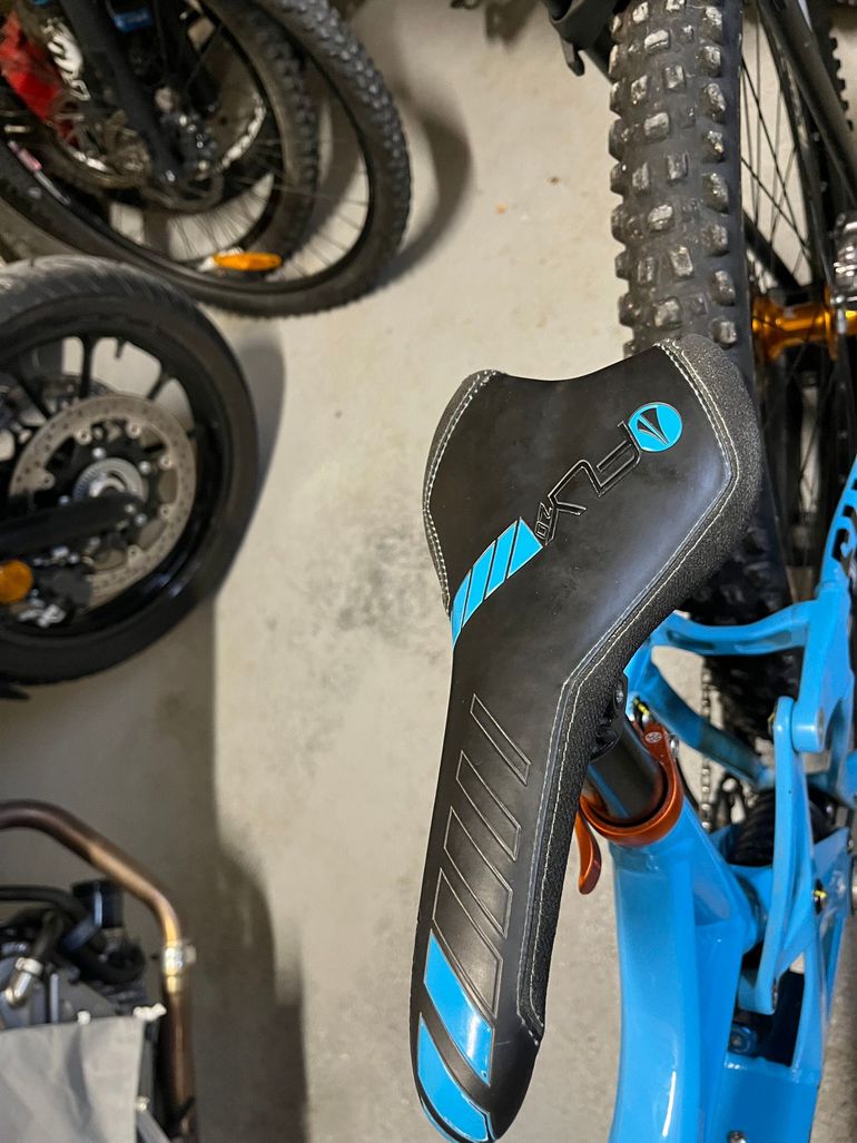 Gebrauchtes Mondraker Summum Pro 2018 2018 Mountainbike, Blau, 27, 5 (650B) — Bild 18 von 30