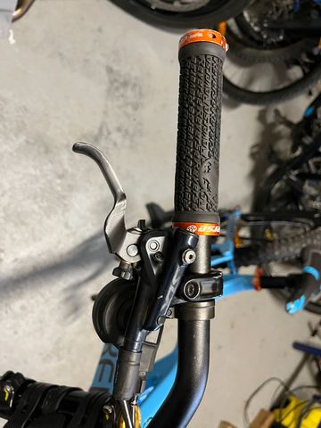 Gebrauchtes Mondraker Summum Pro 2018 2018 Mountainbike, Blau, 27, 5 (650B) — Bild 6 von 30