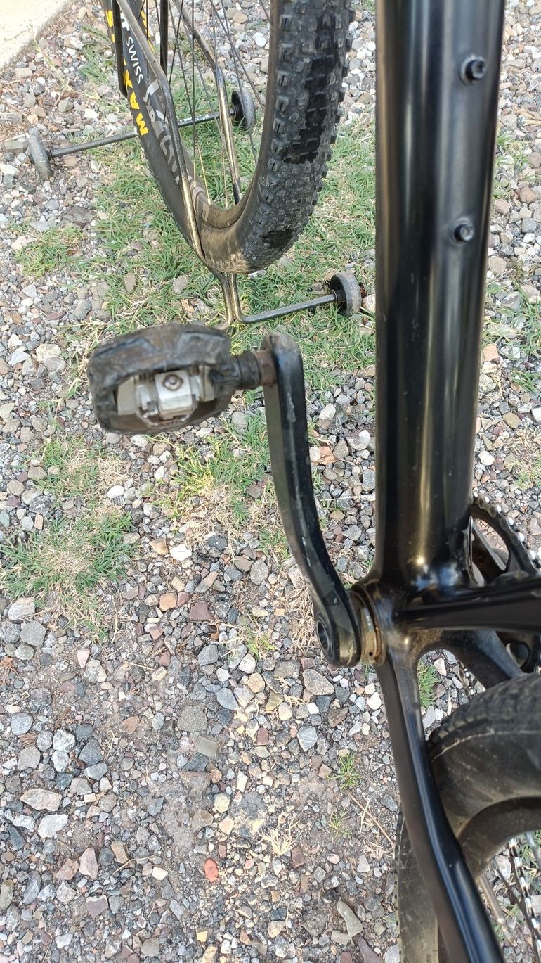 Used Focus Altro Modello 2017 Mountainbike, Black — image 5 of 9