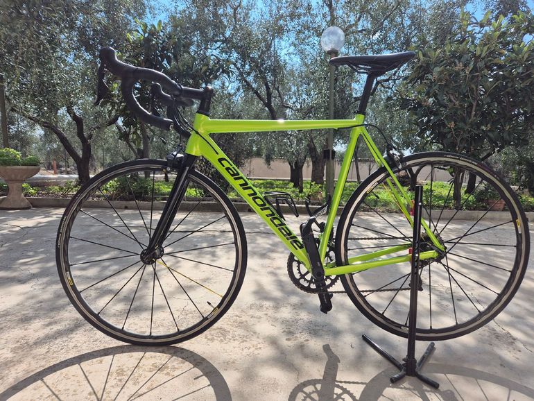 Used Cannondale CAAD12 Ultegra 2018 2018 Road & Gravel, Green — image 2 of 11