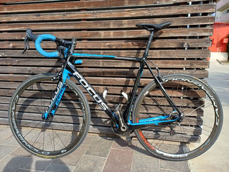 Used Focus Izalco 2018 Road & Gravel, Black — image 2 of 5