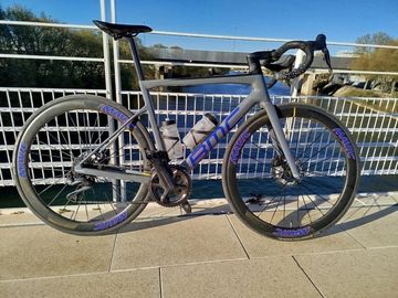 Used BMC Teammachine SLR 01 FIVE 2023 2023 Road & Gravel, Light Gray — image 2 of 3