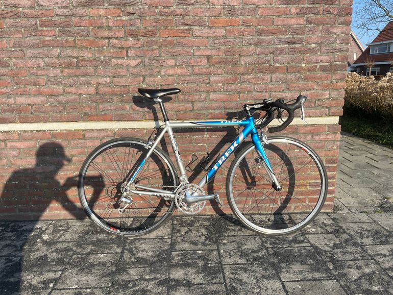 Used Trek Discovery Ultegra 2007 Road & Gravel, Light Gray — image 1 of 12