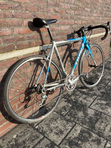 Used Trek Discovery Ultegra 2007 Road & Gravel, Light Gray — image 8 of 12
