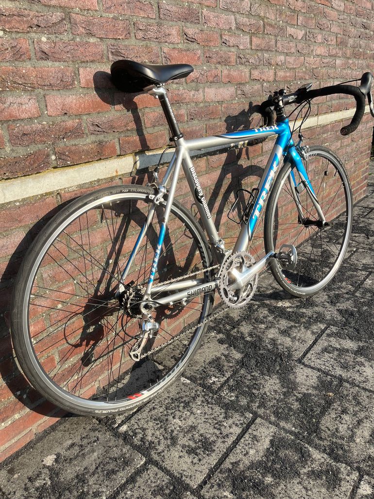 Used Trek Discovery Ultegra 2007 Road & Gravel, Light Gray — image 8 of 12