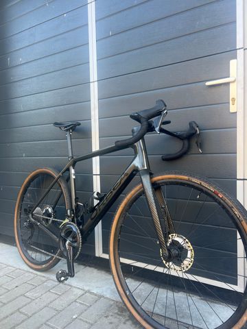 Used Orbea TERRA M20i TEAM 2023 2023 Road & Gravel, Green — image 2 of 8