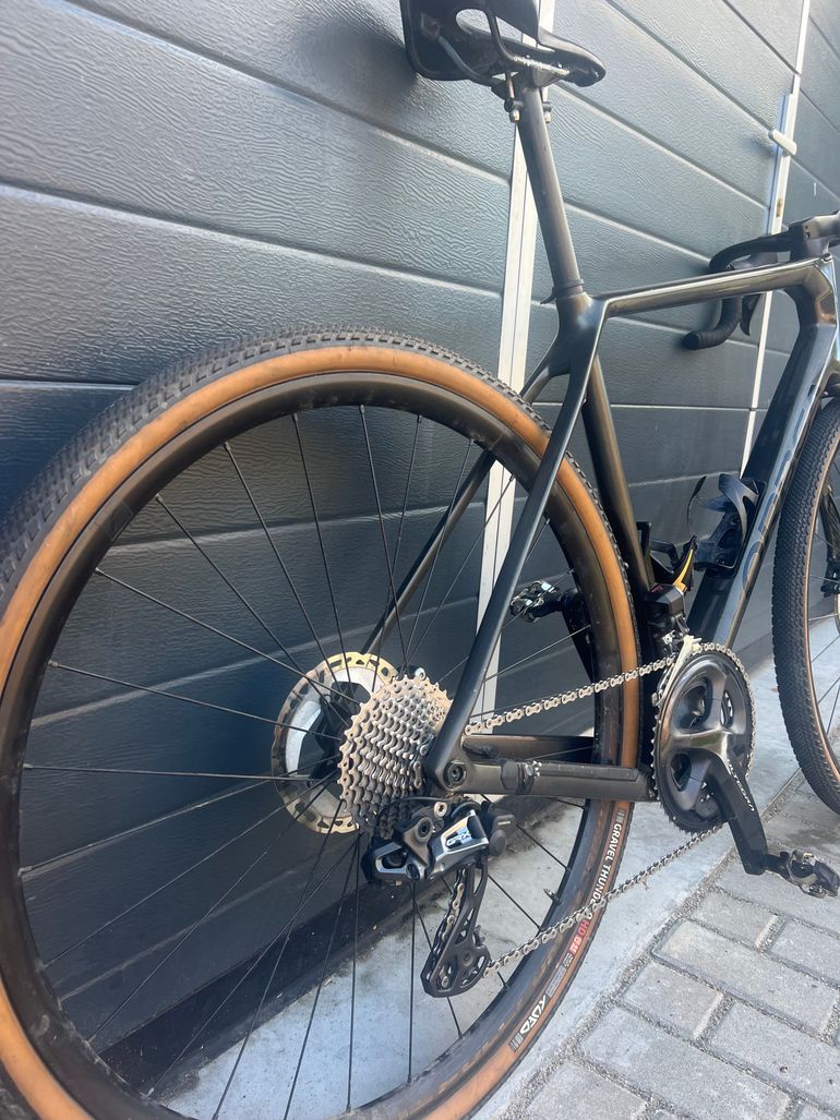 Used Orbea TERRA M20i TEAM 2023 2023 Road & Gravel, Green — image 3 of 8