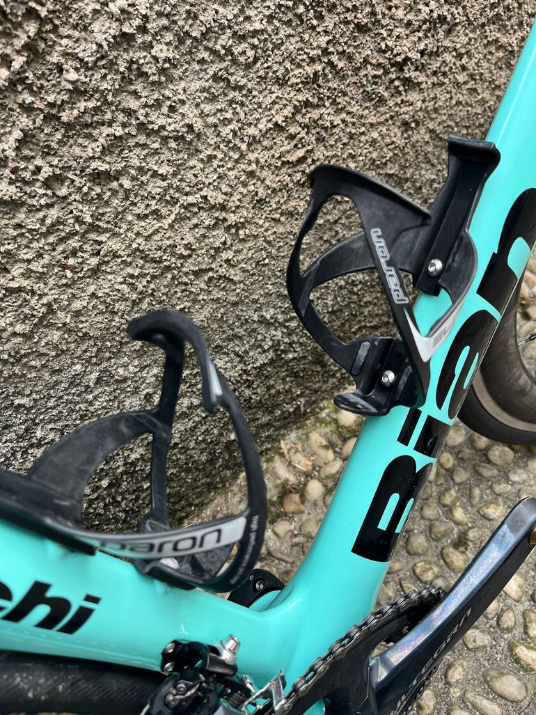 Used Bianchi Aria Ultegra 2018 2018 Road & Gravel, Blue — image 9 of 19