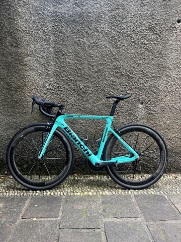Used Bianchi Aria Ultegra 2018 2018 Road & Gravel, Blue — image 2 of 19