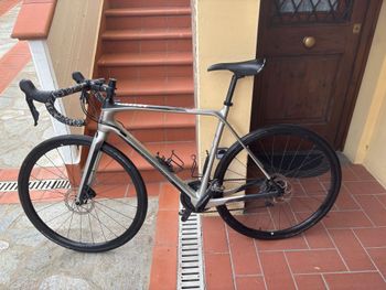 Used Merida MISSION ROAD 2018 Road & Gravel, Light Gray — image 1 of 3