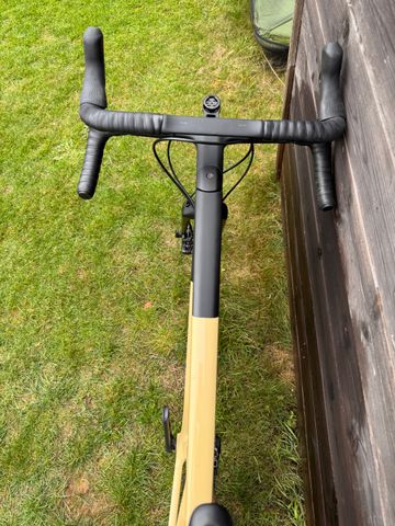Used Canyon Grail CF SL 7 2023 Road & Gravel, Black — image 5 of 9