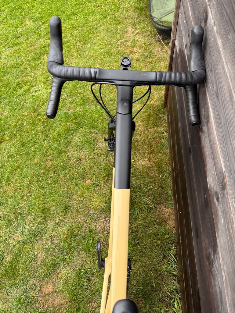 Used Canyon Grail CF SL 7 2023 Road & Gravel, Black — image 5 of 9