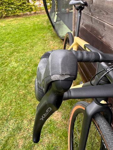 Used Canyon Grail CF SL 7 2023 Road & Gravel, Black — image 7 of 9