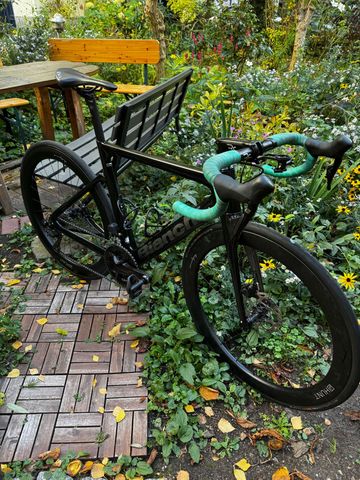 Used Bianchi Aria - 105 Di2 2022 2022 Road & Gravel, Black — image 5 of 5