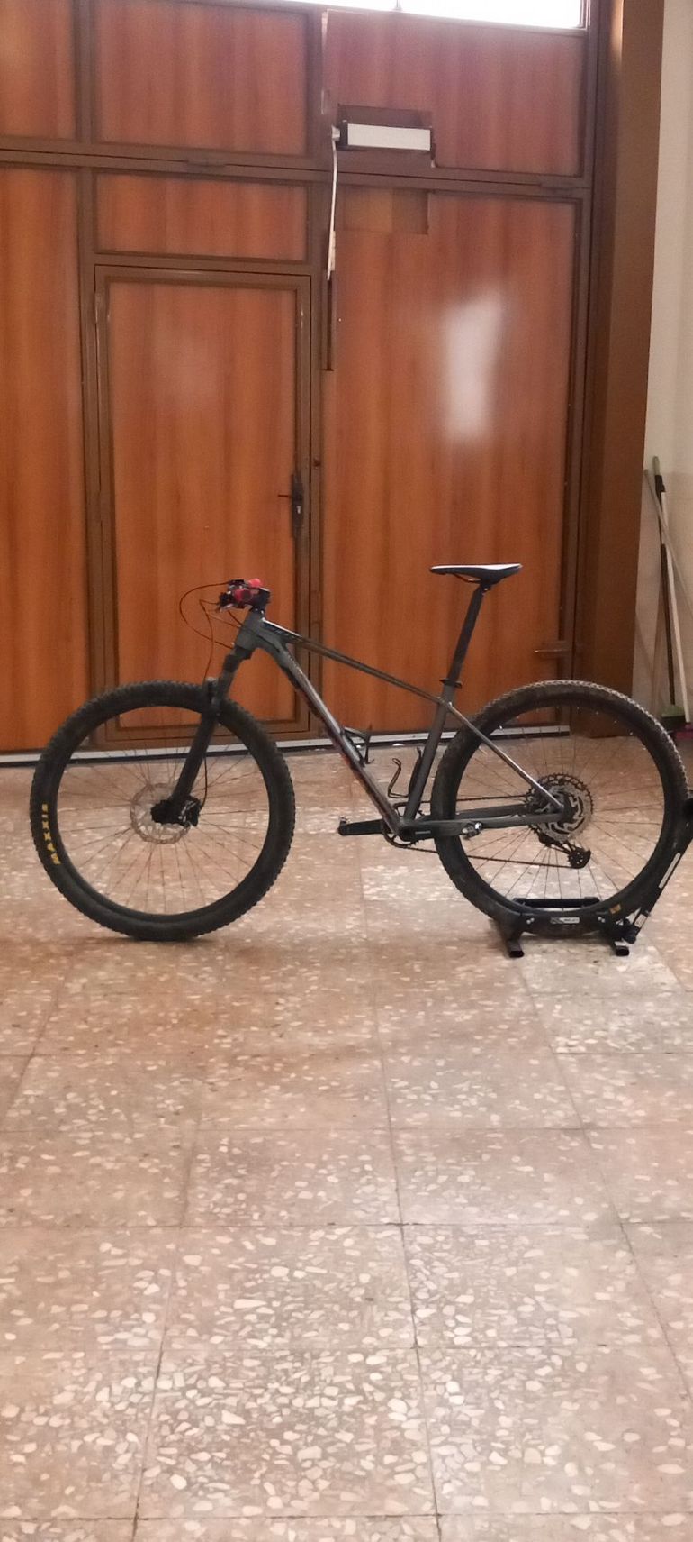 Used Scott Scale 970 2022 2022 Mountainbike, Black, 29 — image 4 of 6