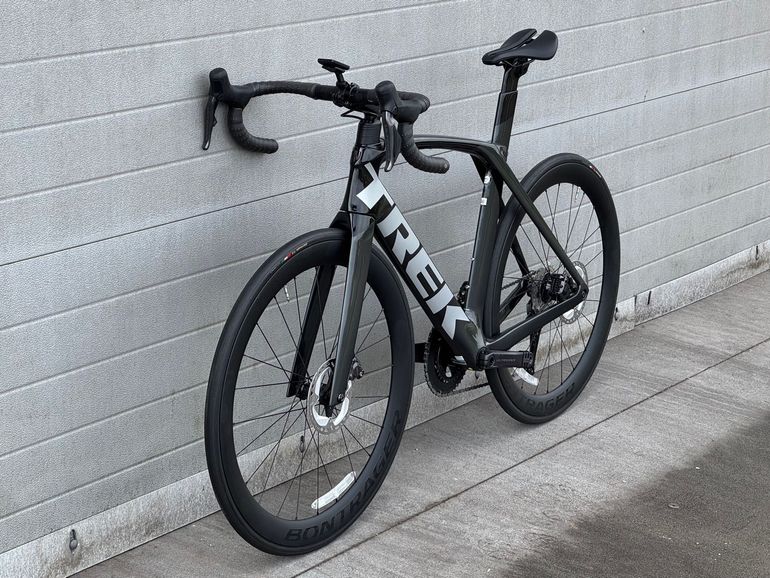 Used Trek Madone SL 7 2023 2023 Road & Gravel, Black — image 6 of 9