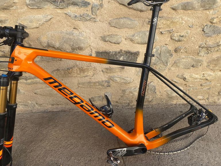 Used Megamo FACTORY ONLY FRAME 2021 Mountainbike, Orange — image 2 of 5