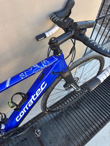 Corratec E-Corones Elite 2022 2022 Road & Gravel d'occasion — image 4 sur 6