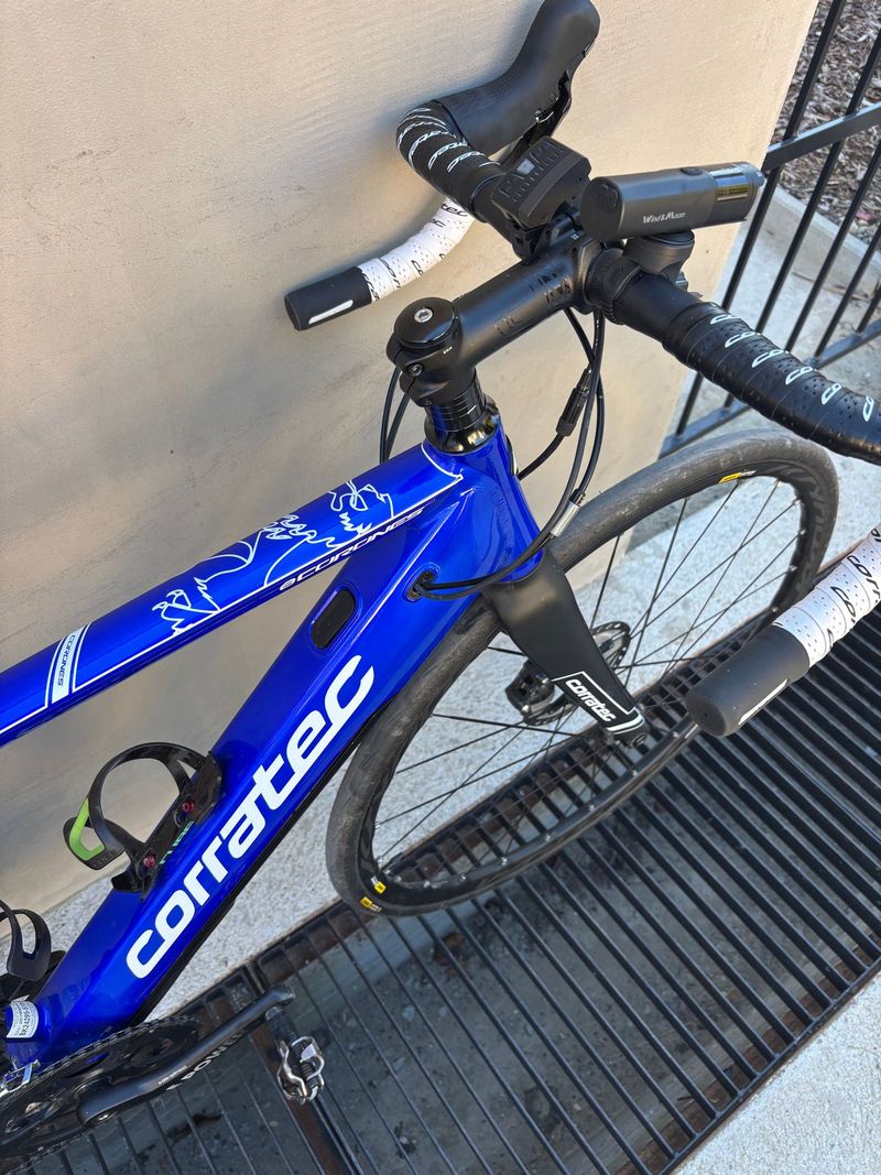 Corratec E-Corones Elite 2022 2022 Road & Gravel d'occasion — image 4 sur 6