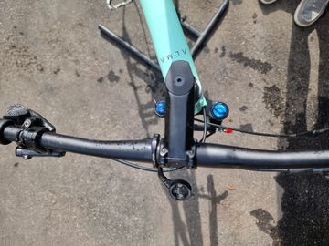 Used Orbea ALMA M11-AXS 2022 Frameset 2022 Mountainbike, Green, 29 — image 12 of 16