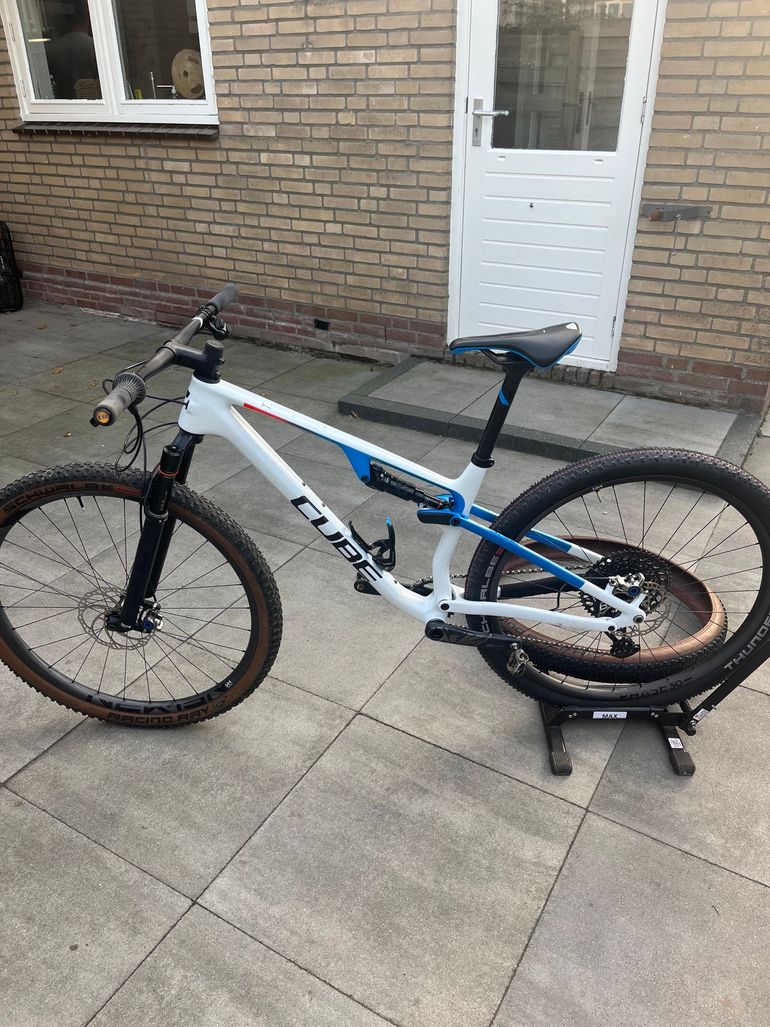 Used CUBE AMS ZERO99 C:68X SLX 29 2024 2024 Mountainbike, White, 29 — image 2 of 11