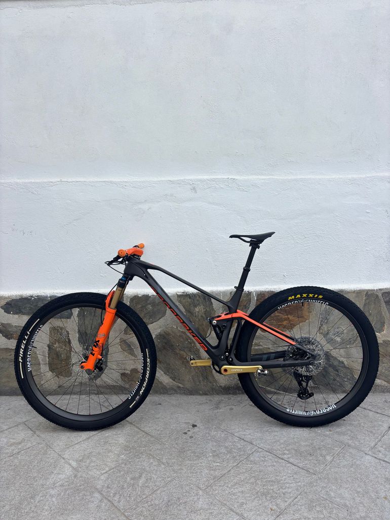 Używany Mondraker F-podium Sram Eagle Transmission X0 2021 Mountainbike — zdjęcie 9 z 10