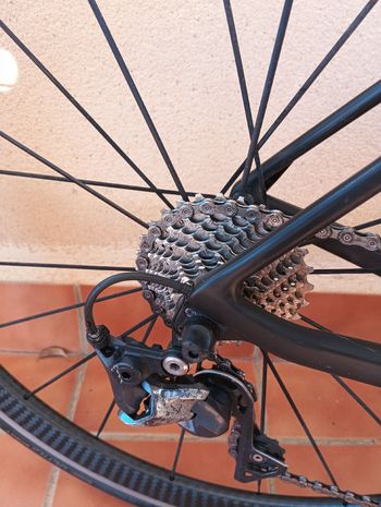 Used Canyon Ultimate CF SLX 8.0 2018 2018 Road & Gravel, Black — image 3 of 17