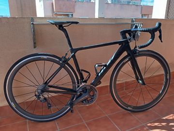 Used Canyon Ultimate CF SLX 8.0 2018 2018 Road & Gravel, Black — image 1 of 17