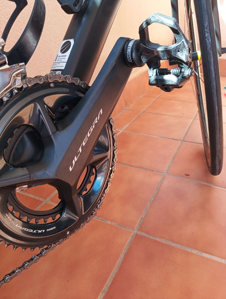 Used Canyon Ultimate CF SLX 8.0 2018 2018 Road & Gravel, Black — image 2 of 17