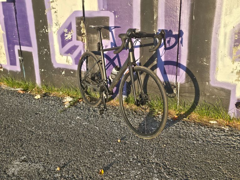Tweedehands TRIBAN Corsa 2025 Road & Gravel — afbeelding 2 van 3